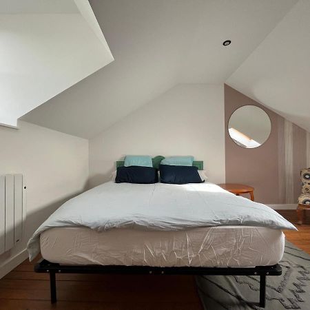Appartement Sur Les Toits De Fontainebleau - Hypercentre Extérieur photo