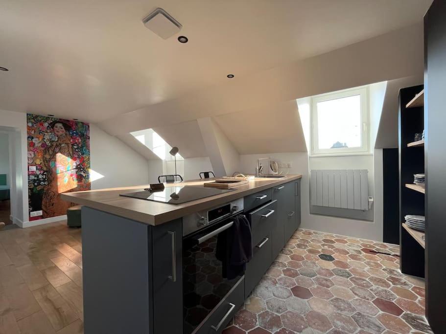 Appartement Sur Les Toits De Fontainebleau - Hypercentre Extérieur photo