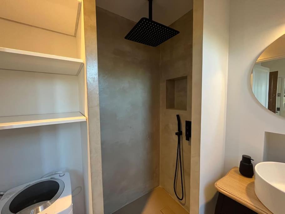 Appartement Sur Les Toits De Fontainebleau - Hypercentre Extérieur photo